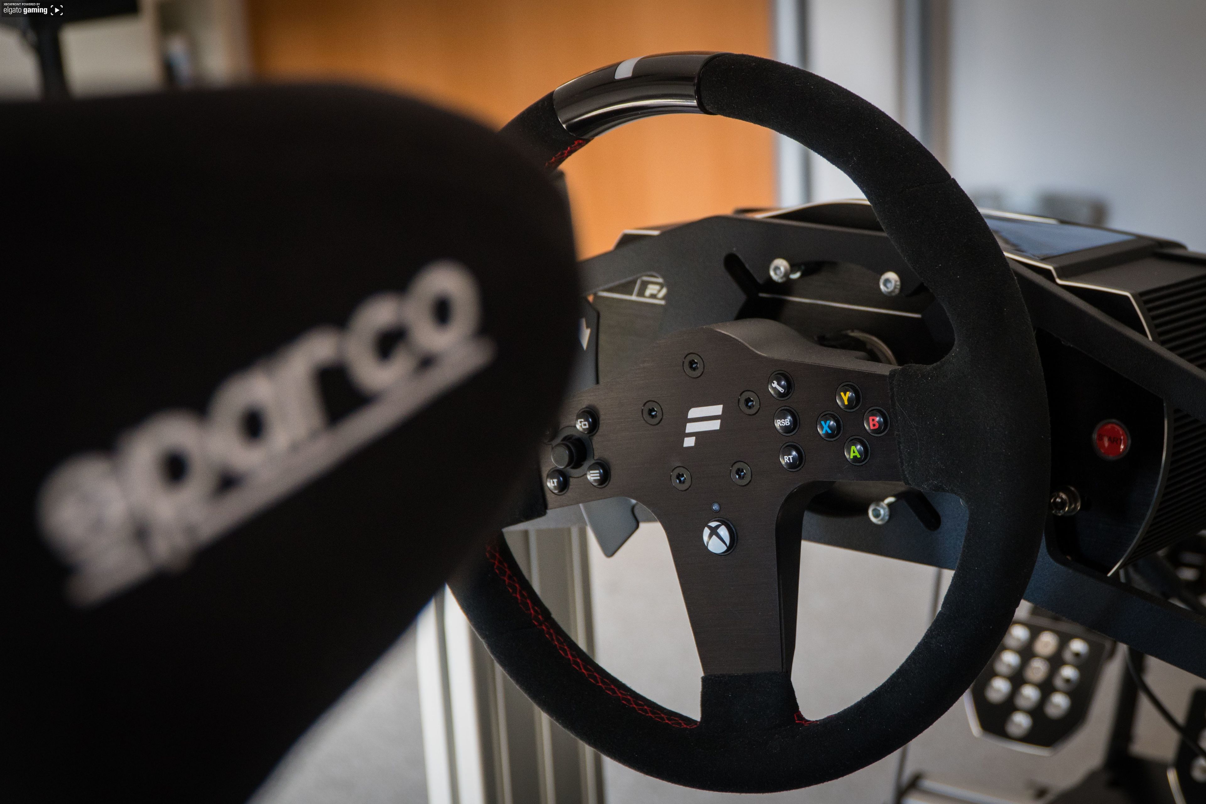 SIM LAB "P1 Sim Racing Cockpit" Bilder Xbox One XboxFront.de