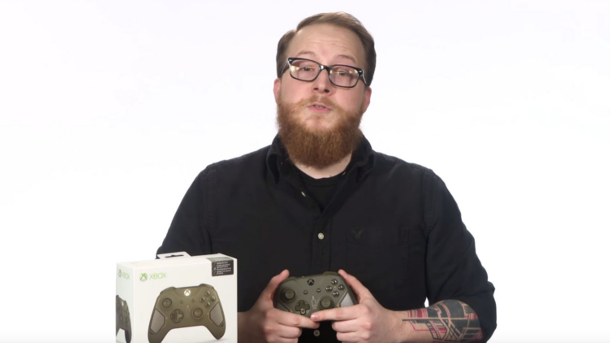 Xbox One - Xbox Wireless Controller - Combat Tech Special Edition Unboxing